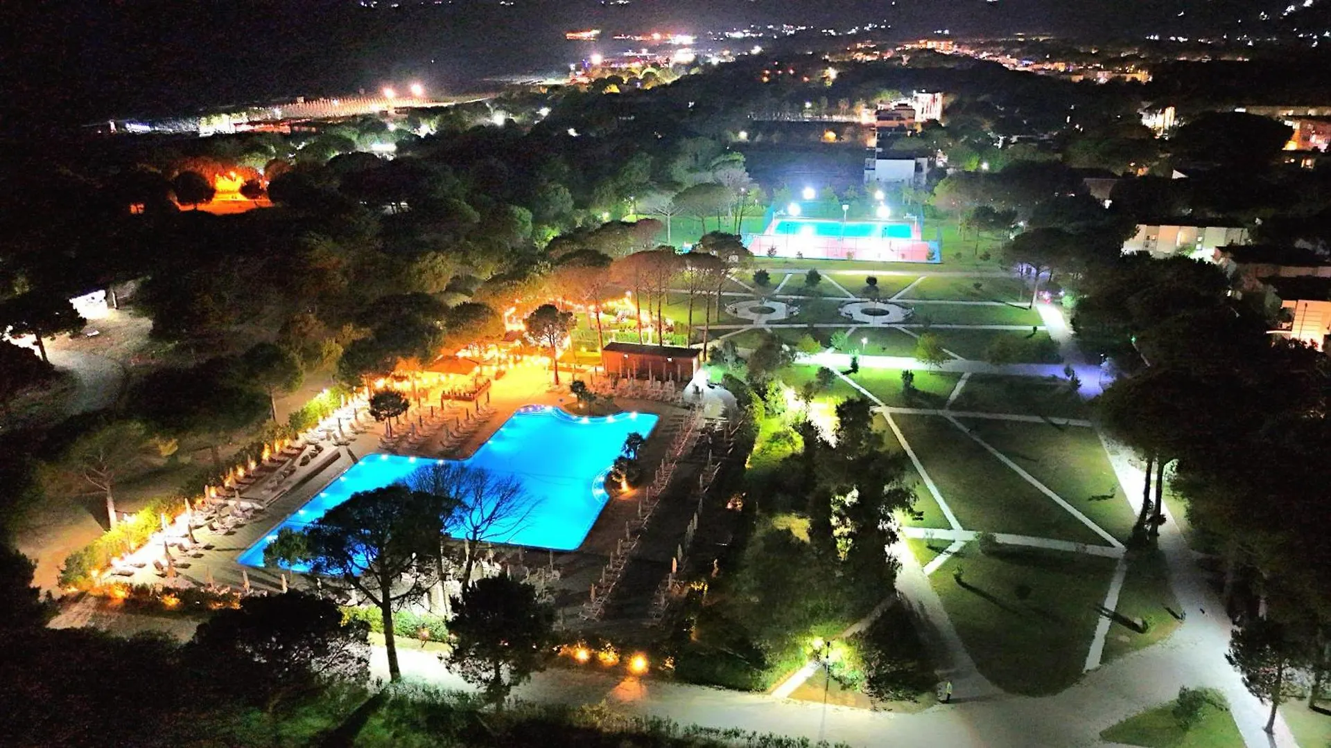 Sunny Beach Apartments 145 Plazhi San Pietro 0*,  Albania